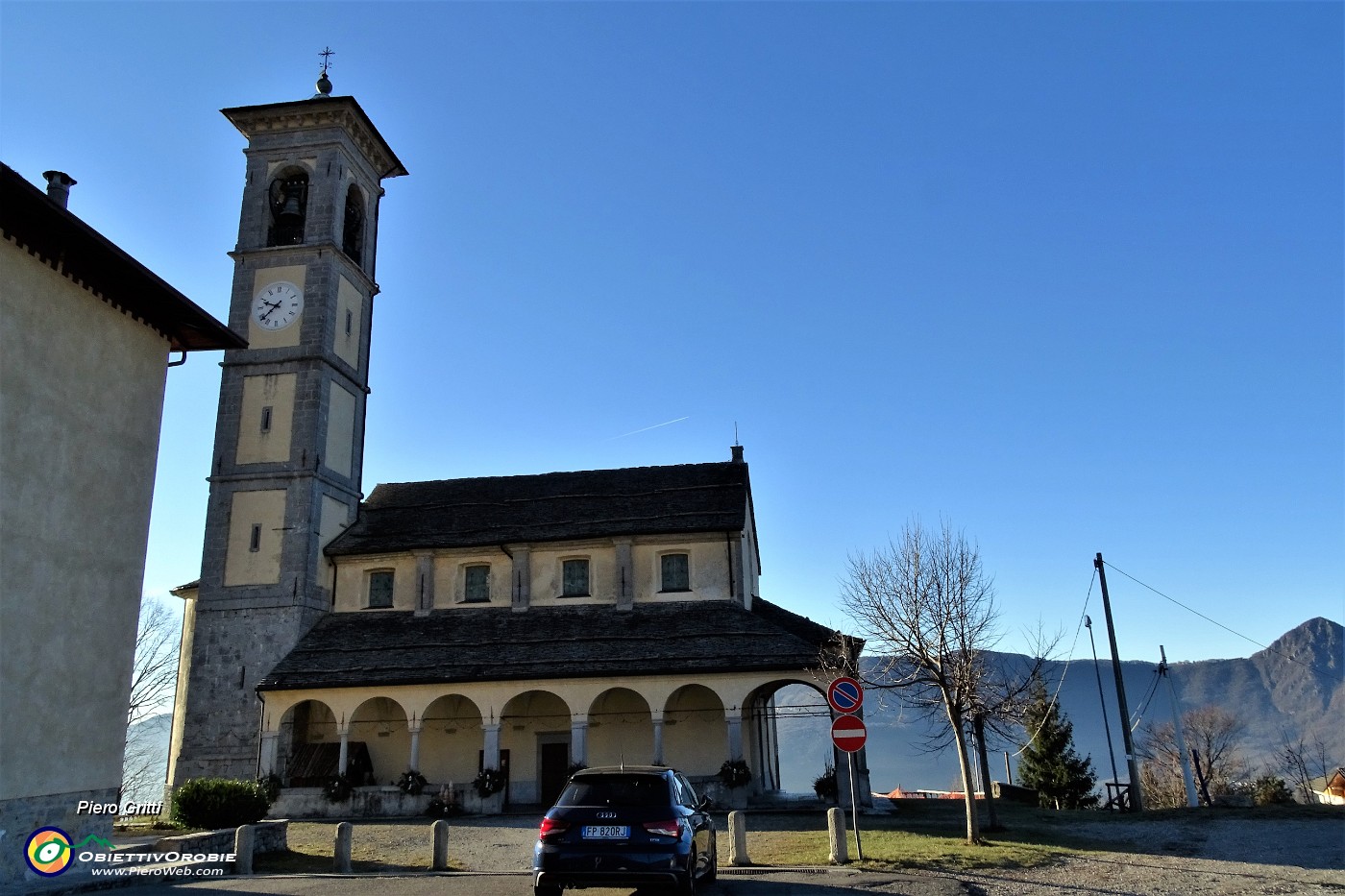 09 Breve sosta alla chiesa di Fuipiano .JPG